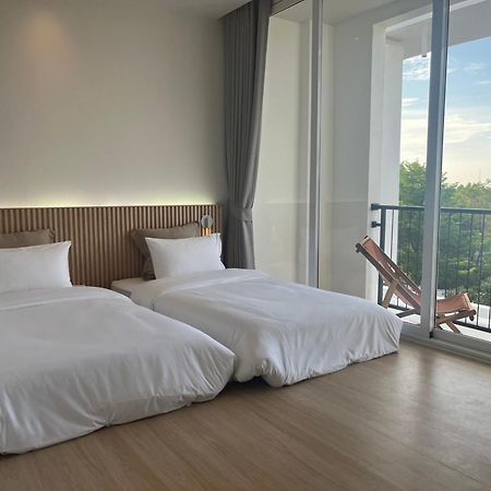 Punn Hotel Korat Nakhonratchasima Екстериор снимка